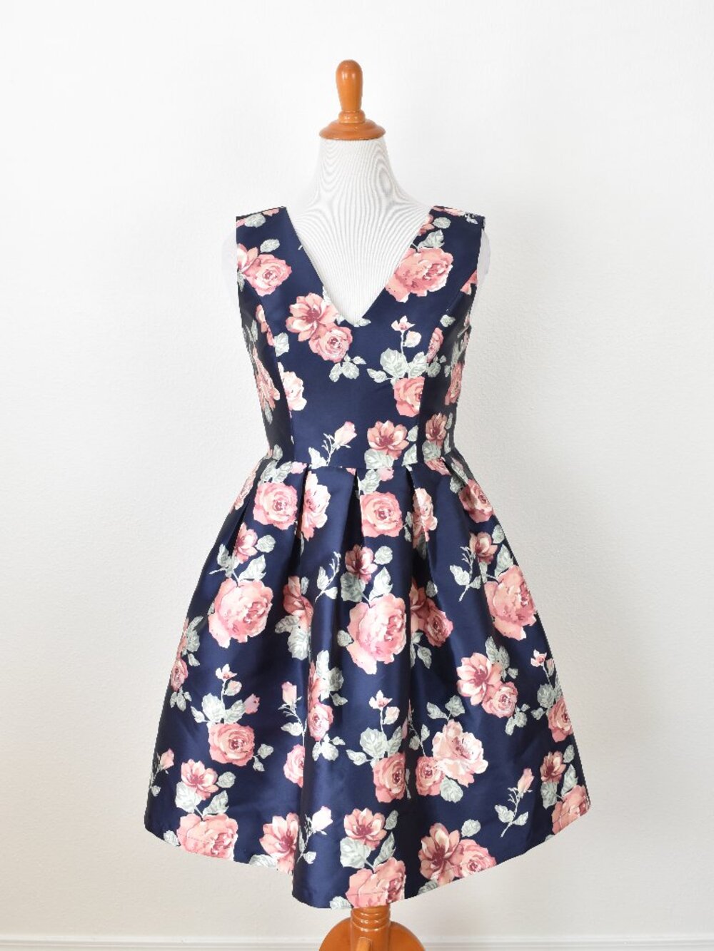 Chi Chi London Sweetly Celebrated Floral Fit and Flare Dress NEW - 12